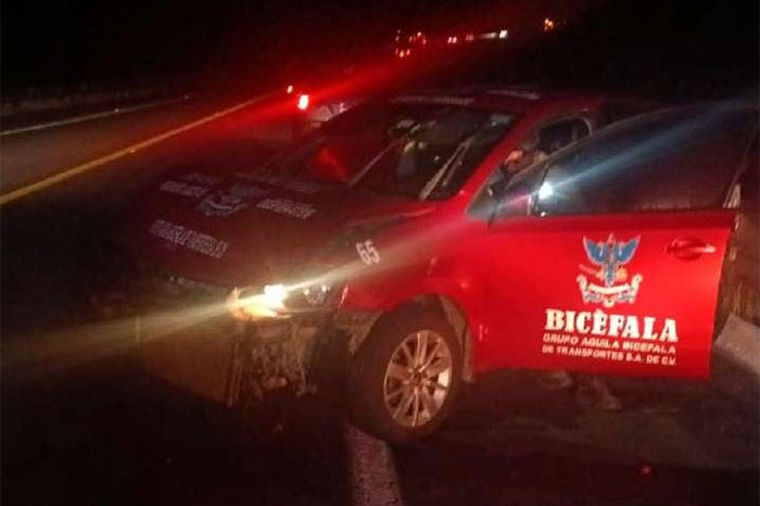 conductor se derrapa y choca contra muro en patzcuaro copandaro presenta