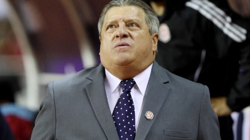 costa rica bajo la direccion de miguel herrera queda eliminada