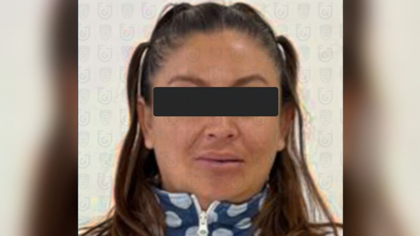 detencion de presunta operadora de los tanzanios en iztapalapa durante