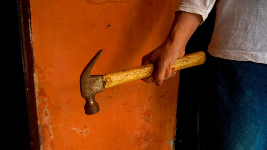 detienen a hombre en iztapalapa por agredir a su madre