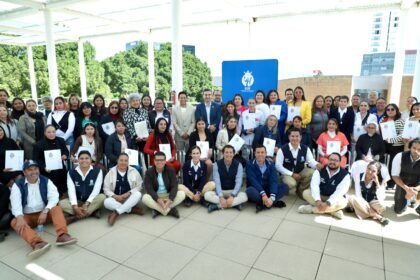 dif estatal entrega certificados y reconocimientos a 55 cuidadores en