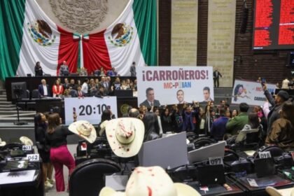 diputados de morena y aliados aprueban dictamen del presupuesto 2026