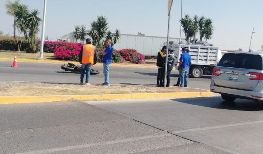 dos motociclistas resultan heridos en el bulevar solidaridad