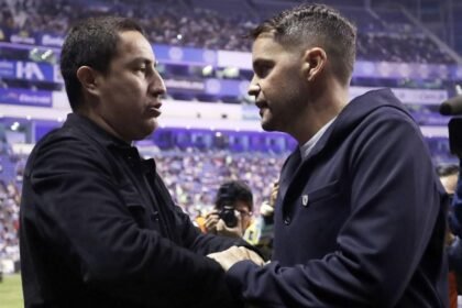 efrain juarez dt de pumas anunciara solicitud de inhabilitacion de