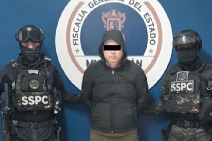 el licenciado y siete ex escoltas de carlos manzo enfrentan