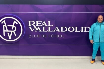 enrique alfaro exgobernador de jalisco se une al real valladolid