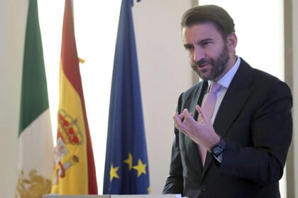 espana y mexico mantienen relacion comercial estable a pesar de