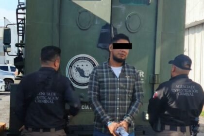 eu deporta a mexico a expolicia vinculado con la desaparicion