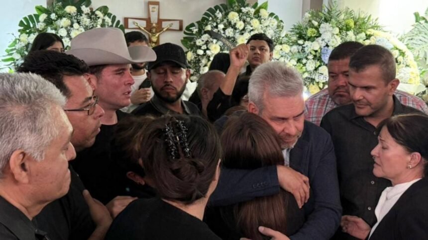 gobernador ramirez bedolla asiste al funeral del alcalde carlos manzo
