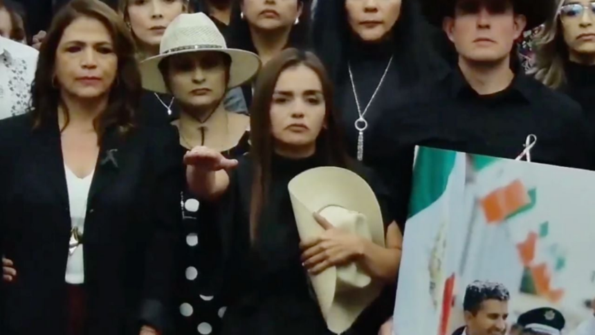 grecia quiroz asume como alcaldesa de uruapan y continua el