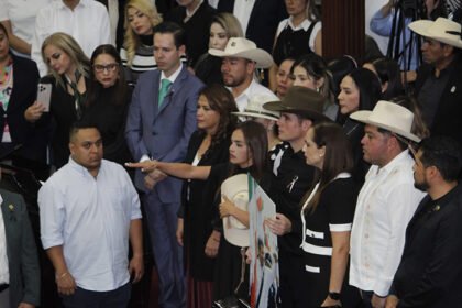 grecia quiroz demuestra preparacion y capacidad para liderar uruapan afirma