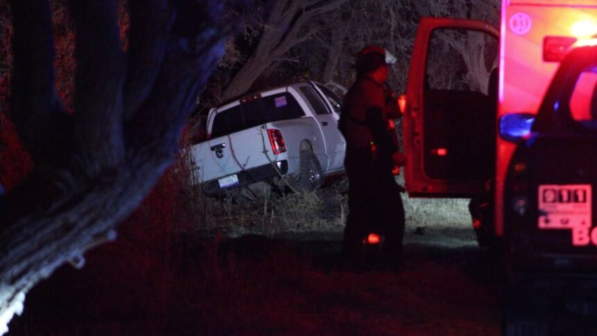 hombre pierde el control del vehiculo y choca contra un