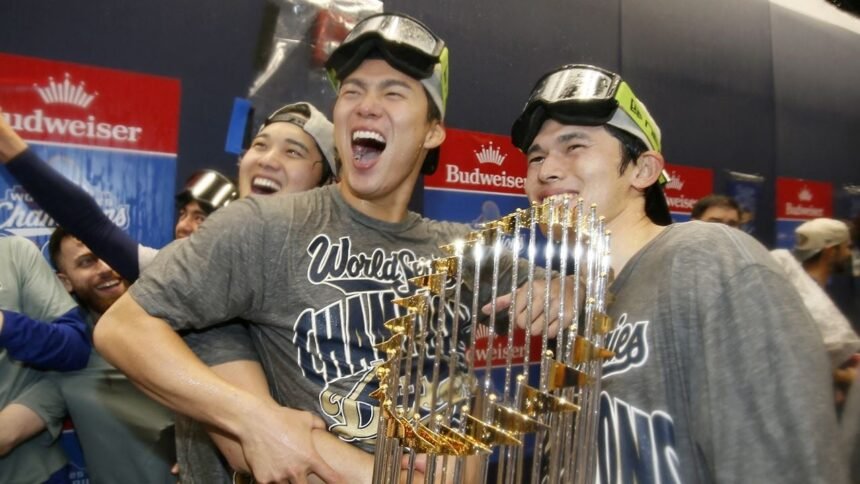 japon celebra la victoria de los dodgers en la serie