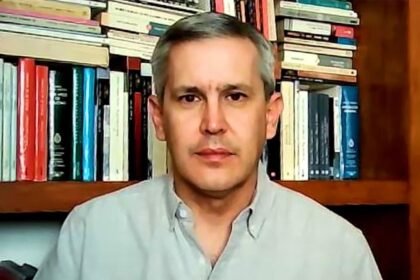 javier garza analiza el crimen que afecto las narrativas del