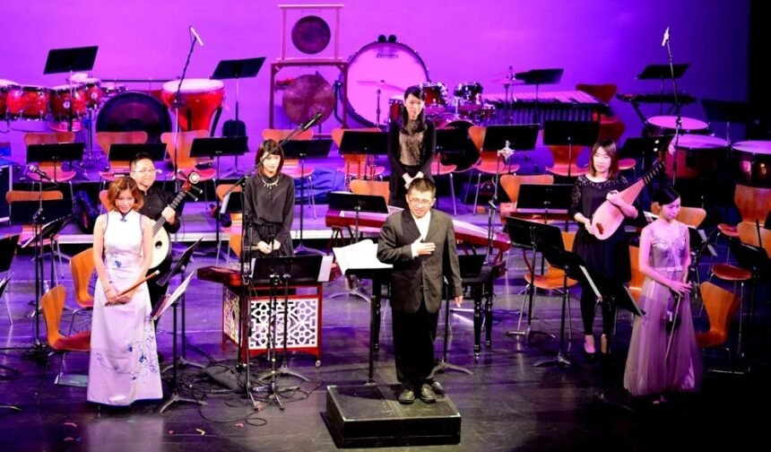 little giant chinese chamber orchestra se presenta en el teatro