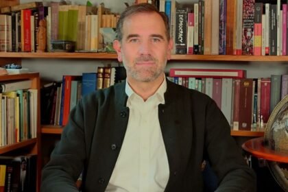 lorenzo cordova critica el uso de la violencia para descalificar