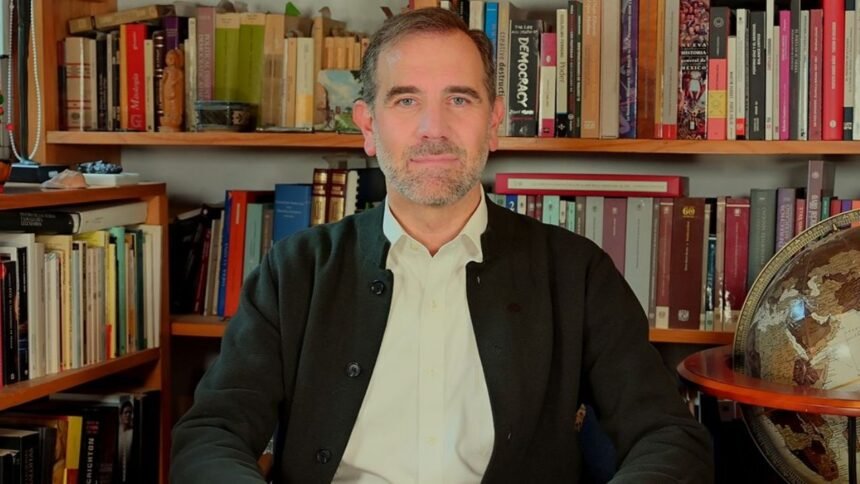 lorenzo cordova critica el uso de la violencia para descalificar