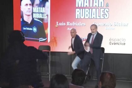luis rubiales expresidente de la federacion espanola condenado por agresion