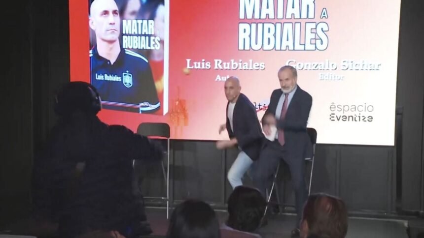 luis rubiales expresidente de la federacion espanola condenado por agresion