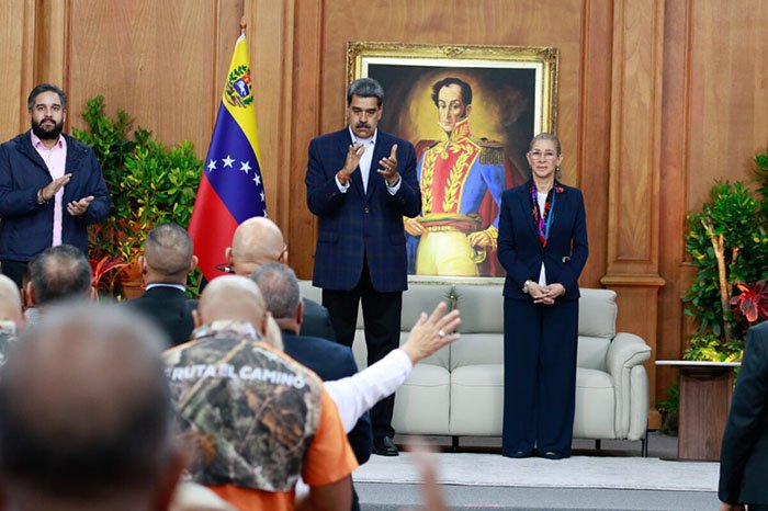 maduro designa a jesucristo como dueno de venezuela ante tensiones