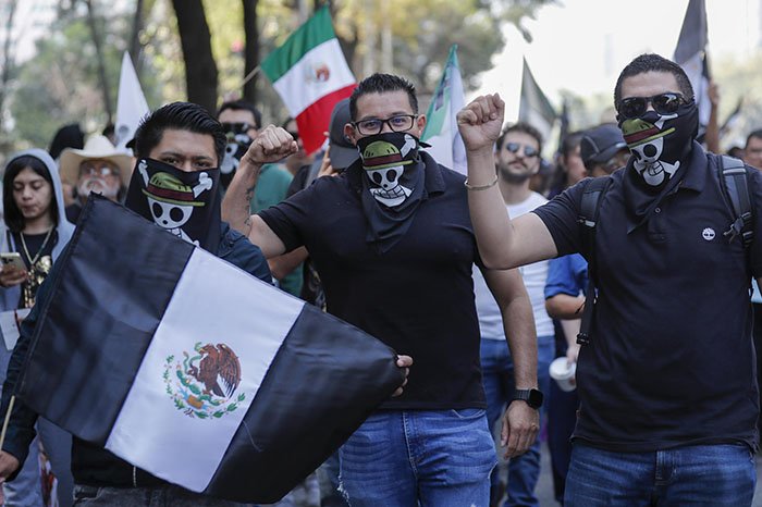 marcha de la generacion z en la cdmx se desarrolla