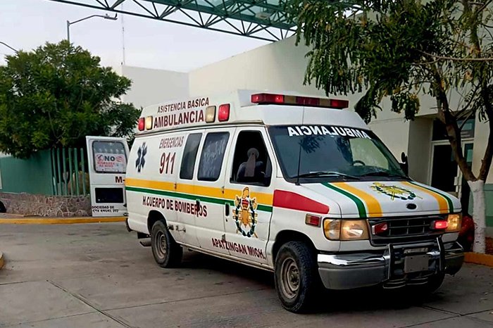 motociclista herido tras colision con camioneta en apatzingan