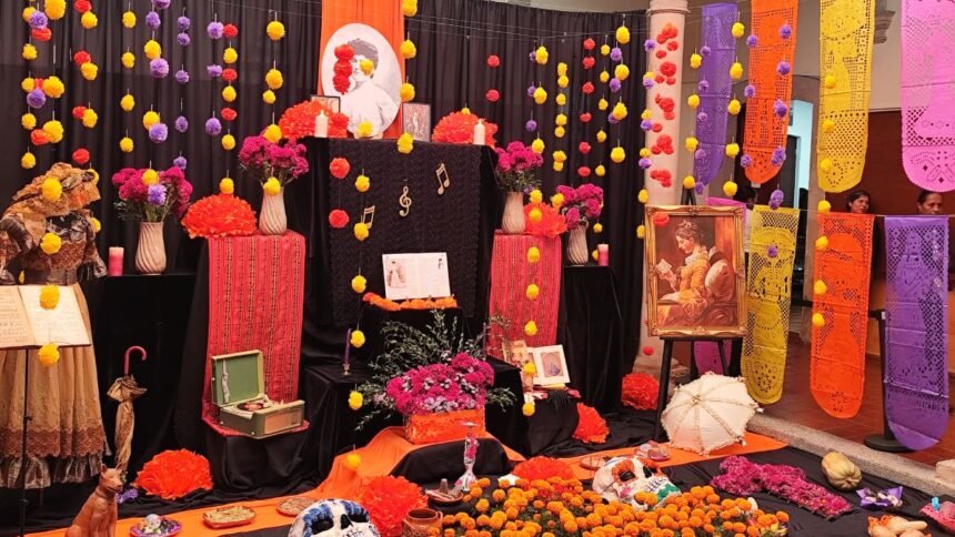 ofrenda de dia de muertos del archivo historico de leon