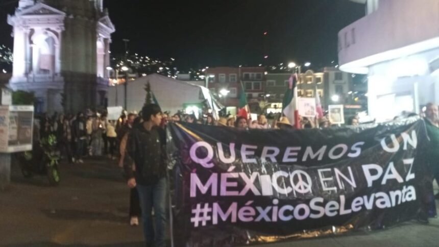 pachuca participa en marcha de generacion z en apoyo a