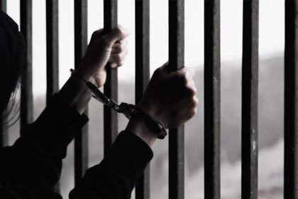 procesan a hombre por feminicidio de su madre en leon