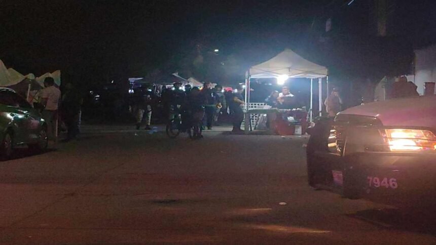 rina en tianguis nocturno en celaya deja un hombre grave