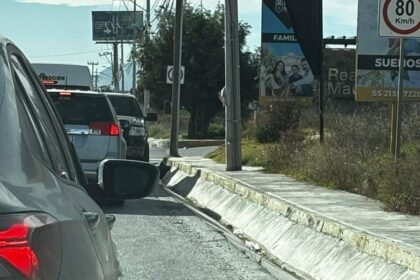 santa catarina en pachuca presenta atascos viales de 40 minutos