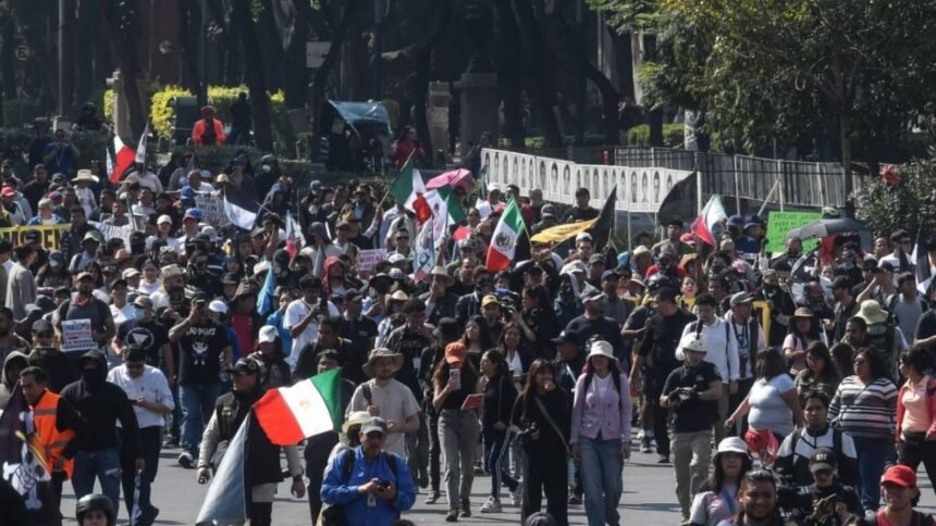 segunda marcha de la generacion z reune mas de 150