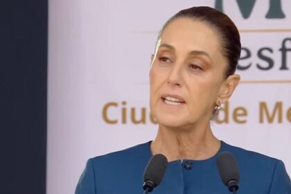 sheinbaum defiende su gobierno y denuncia persecuciones en el desfile