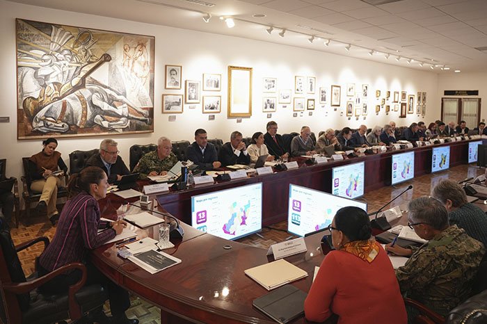 sheinbaum y bedolla evaluan el plan michoacan por la paz