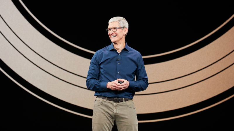 Tim Cook permanece en Apple, según desmiente Bloomberg rumores de su salida