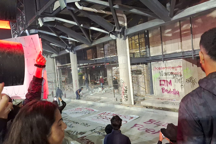 vandalizan instalaciones del teleferico en uruapan y exigen justicia por
