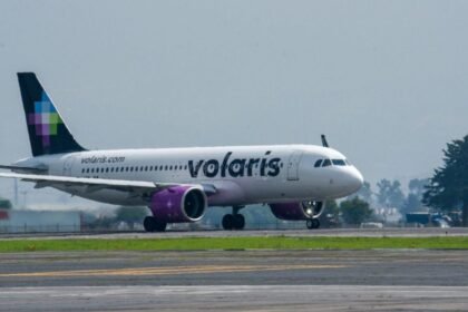 vuelo de volaris es desviado a monterrey por comportamiento agresivo