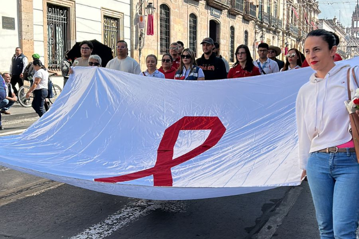 activistas en michoacan destacan que el vih es una pandemia