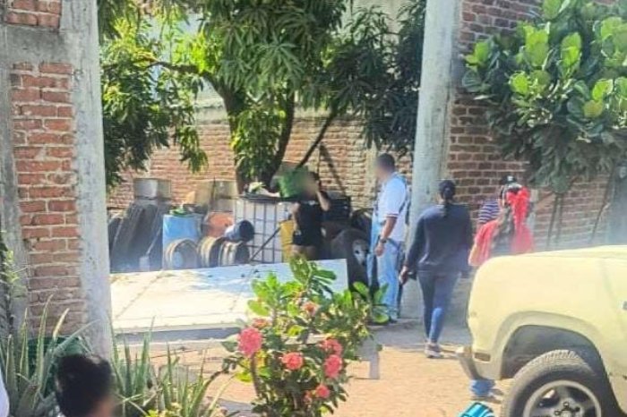 adulto mayor fallece al ser aplastado por un porton en