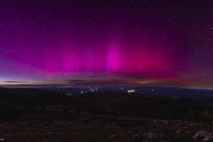 Afluencia turística en Japón presiona volcanes, auroras y cerezos