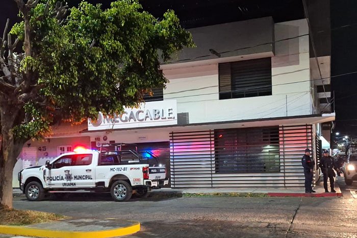 asalto a oficinas de megacable en la colonia morelos de