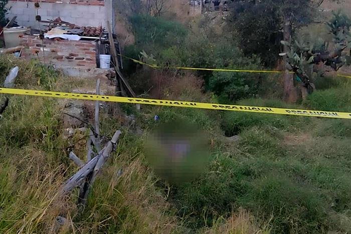 Asesinan a un hombre a machetazos; agresor provoca flamazo en Ciudad Hidalgo