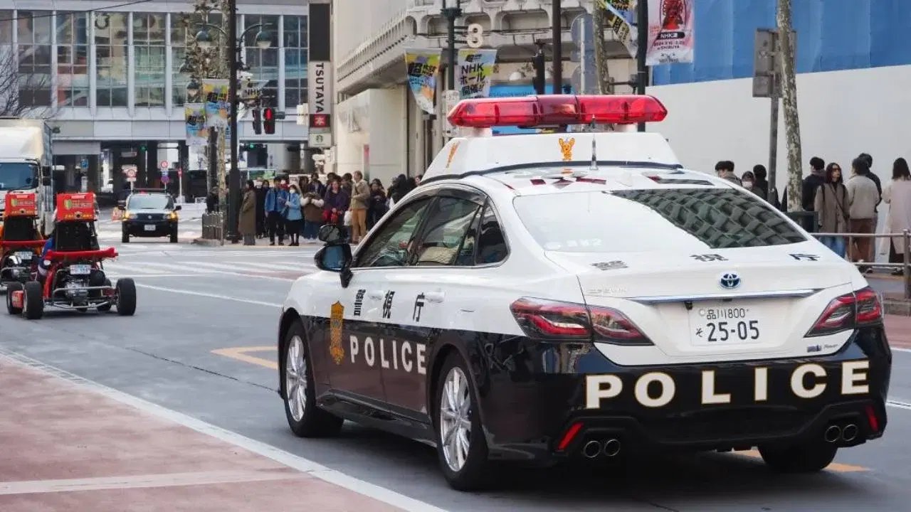 Atacante hiere a 15 en fábrica japonesa con puñal y ácido