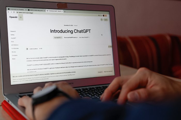 chatgpt se posiciona como un nuevo ambito en la desinformacion