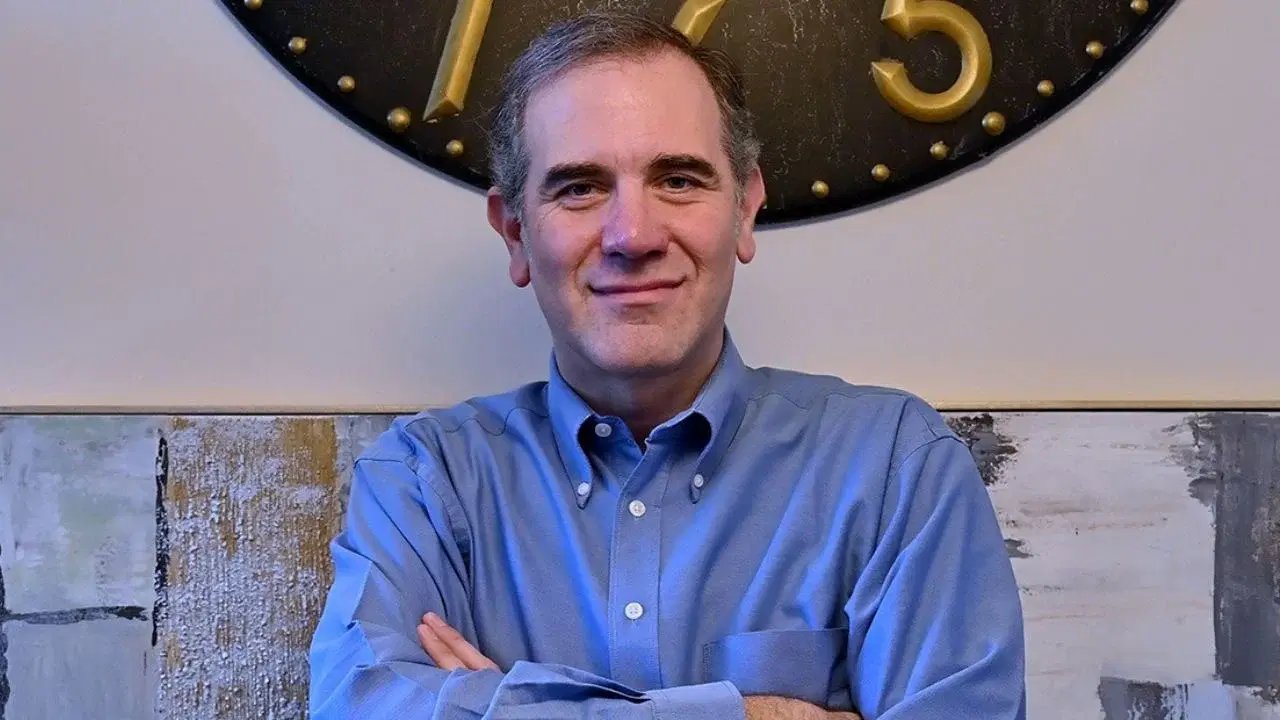 Ciudad de México: Lorenzo Córdova advierte: autoritarismo busca reescribir historia