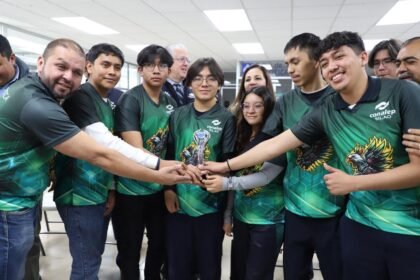conalep guanajuato celebra a campeones mundiales de robotica por su