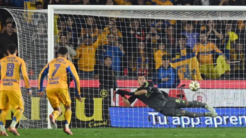 cruz azul empata con tigres en el volcan y queda