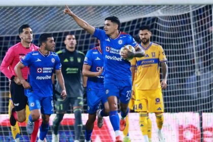 cruz azul empata con tigres en la semifinal de ida