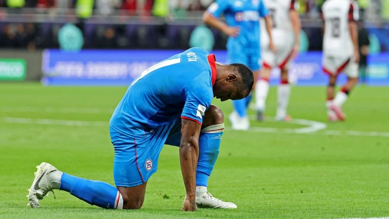 cruz azul es eliminado de la copa intercontinental tras perder