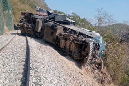 Descarrilamiento del tren Transístmico deja 20 heridos en Oaxaca